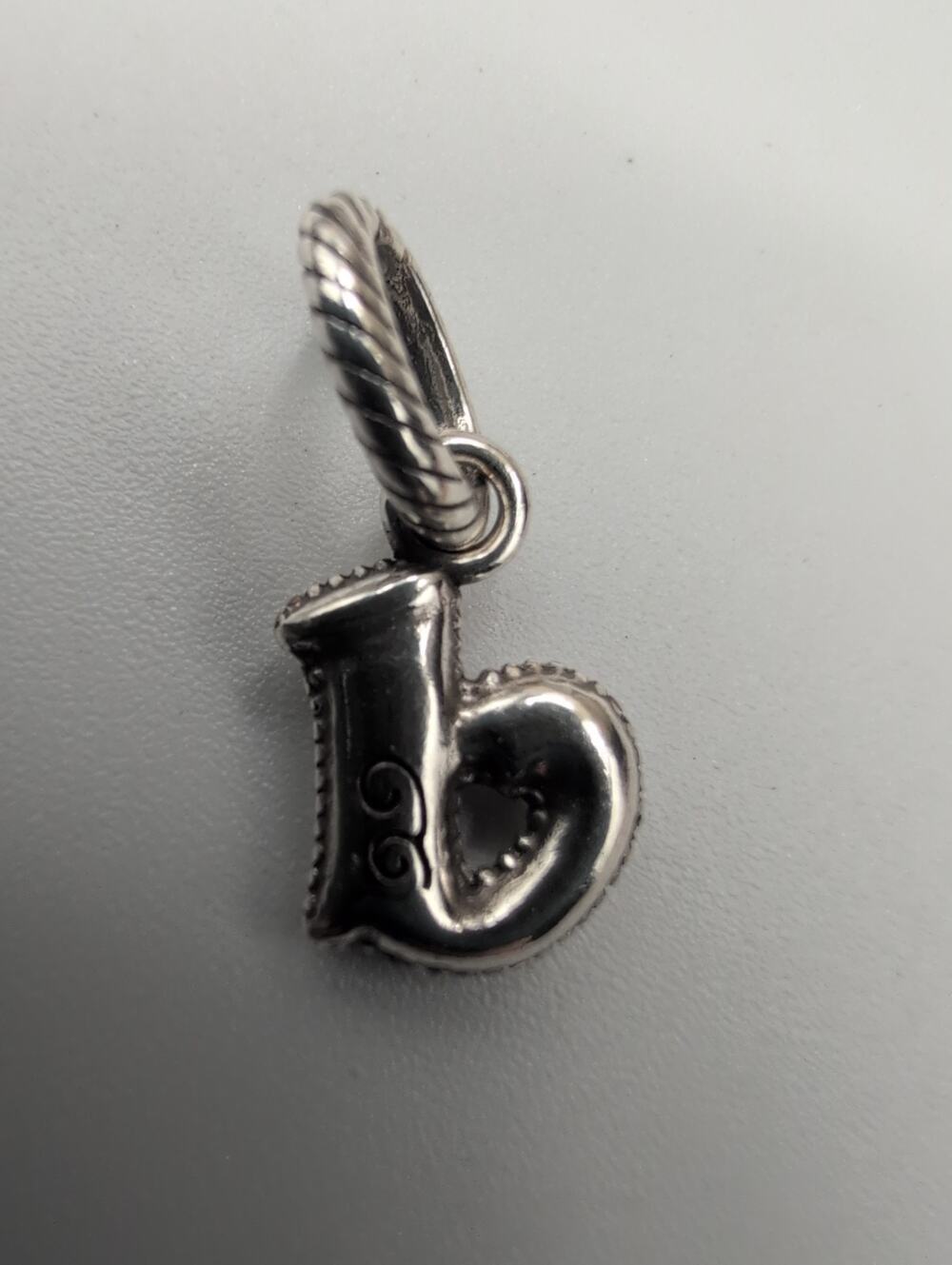 Brighton abc Letter "b or d" Charm Lowercase Alphabet